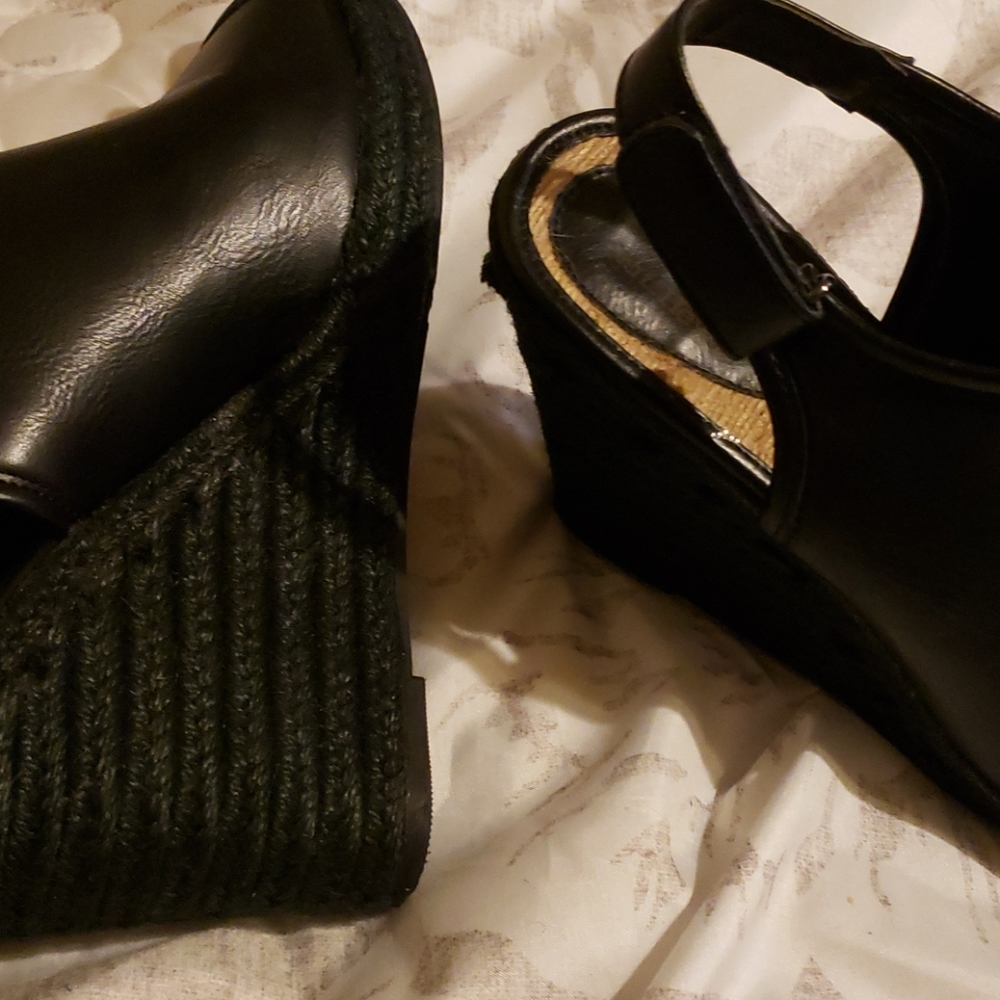 Wedges - Picture 2 of 4